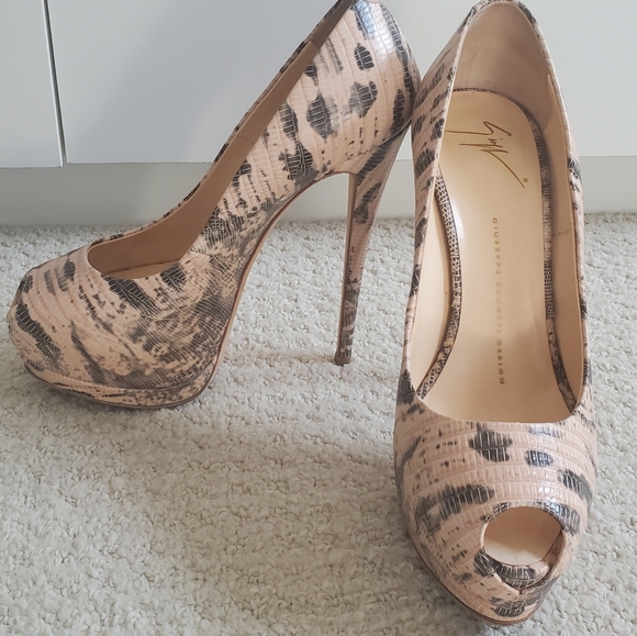 Giuseppe Zanotti Black/Nude Shoes Sz 7 - Picture 1 of 8